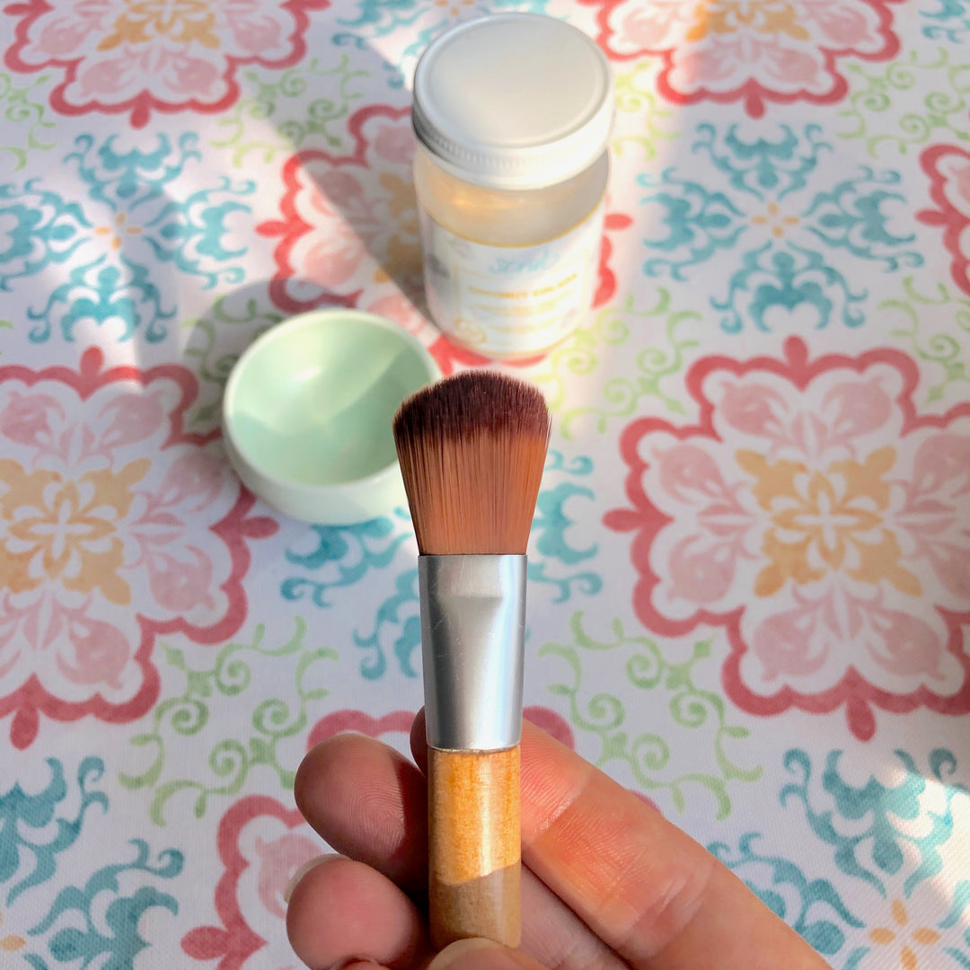 Mini Face Mask Brush